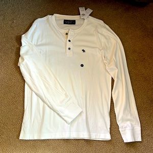 Men’s long sleeve abercrombie and fitch Henley nwt